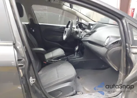 2019 Ford Fiesta Se z USA, uszkodzony, nr VIN 3FADP4BJ2KM143404